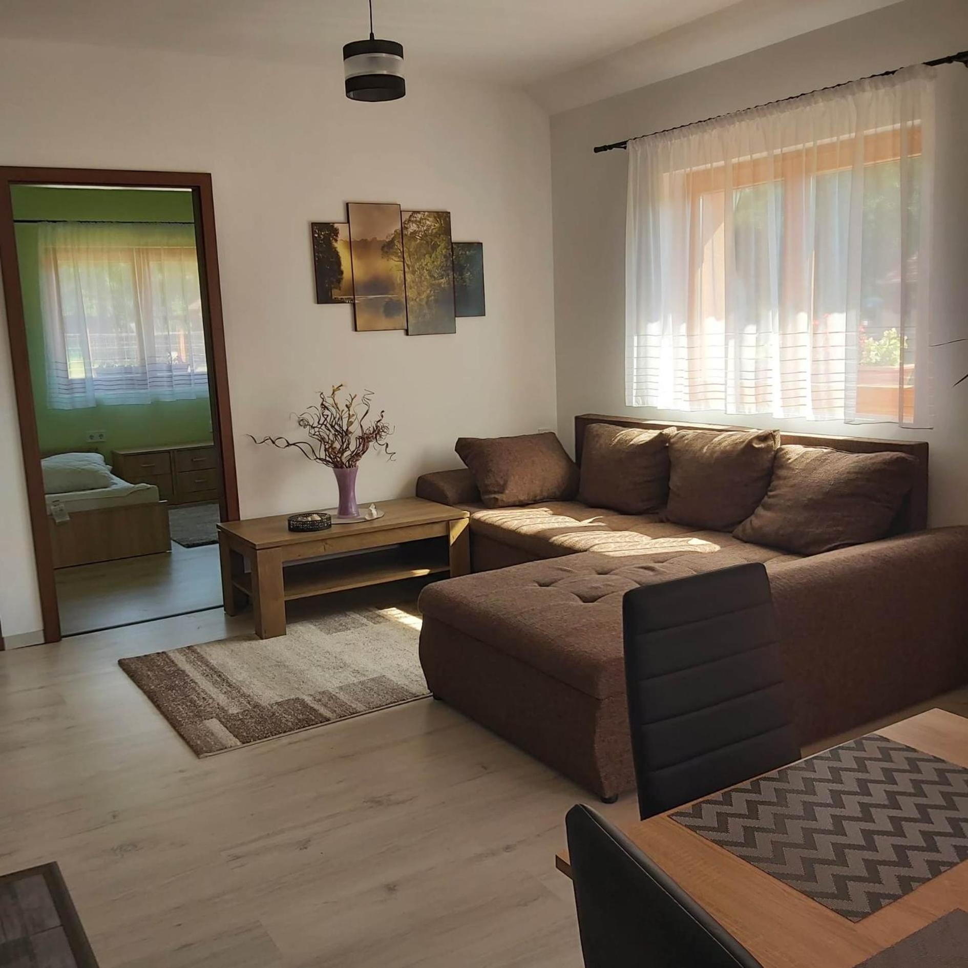 Appartement Toelgyfa Vendeghazak Kaszo