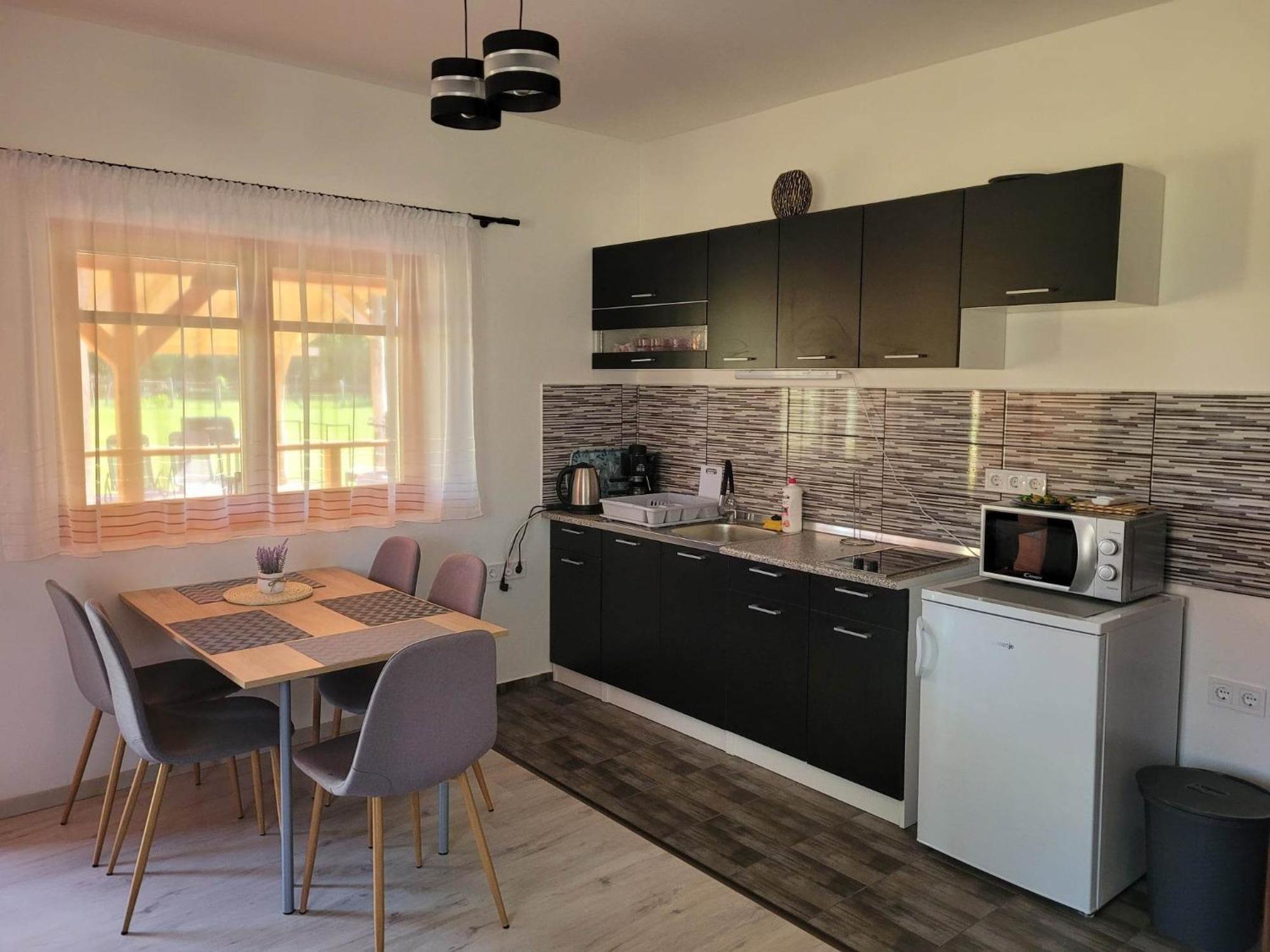 Appartement Toelgyfa Vendeghazak Kaszo